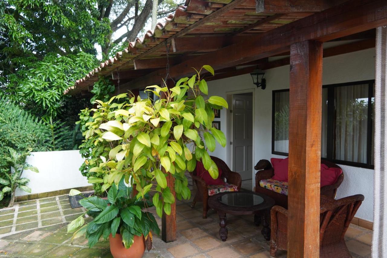 Hotel Boutique Villa Casuarinas Cali Exterior foto